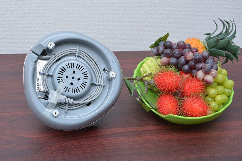 Chân đế chống trượt cùng rãnh dây điện Chân đế chống trượt cùng rãnh dây điện