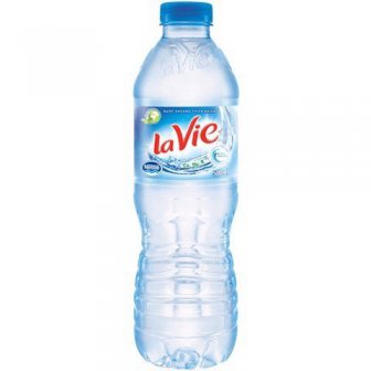Nước khoáng Lavie 0.5L Tết